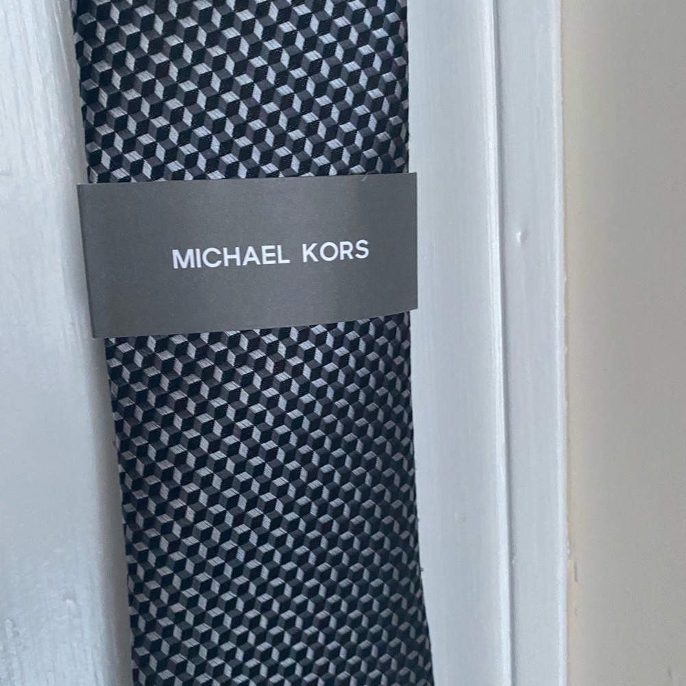 NWT. Michael Kors neck tie.